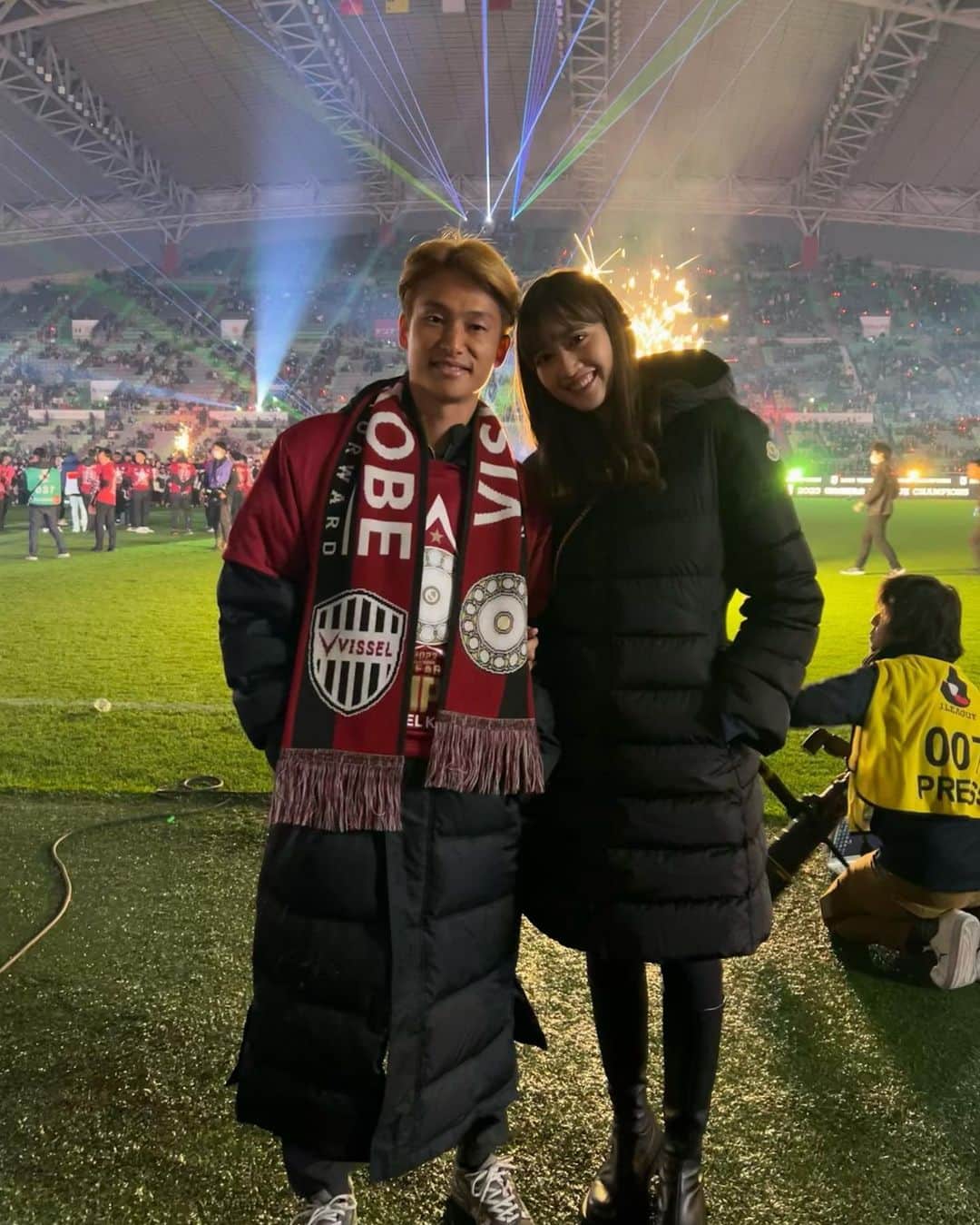 木津レイナのインスタグラム：「⁡ J1リーグ優勝、本当におめでとう🥲🏆✨ ヴィッセル神戸に関わる全ての皆様、本当におめでとうございます！ ⁡ ゴール姿まで見れて、私も本当に嬉しい気持ちでいっぱいでした🦋 ⁡  今年神戸に引っ越してきて、東京との往復生活とはいえ寂しい気持ちと不安な気持ちで始まった神戸生活、 ルークとのお別れや他に辛い事もあったけど 今年終盤に最高な時間を見せてくれてありがとう☺︎  ⁡ これからももっともっと旦那さんの良さを沢山の人に伝わって輝けるように、わたしもできる事は全力でいっぱい頑張る✊🐻‍❄️  ⁡ #ヴィッセル神戸 #visselkobe」