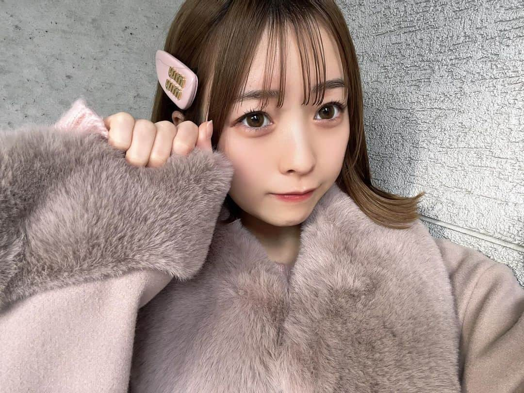 右近心優さんのインスタグラム写真 - (右近心優Instagram)「“”ごめん待った~??“”   #ootd  #miumiu  #pink  #ボブ  #ボブヘア  #ボブアレンジ」11月30日 21時05分 - miyu_.0913