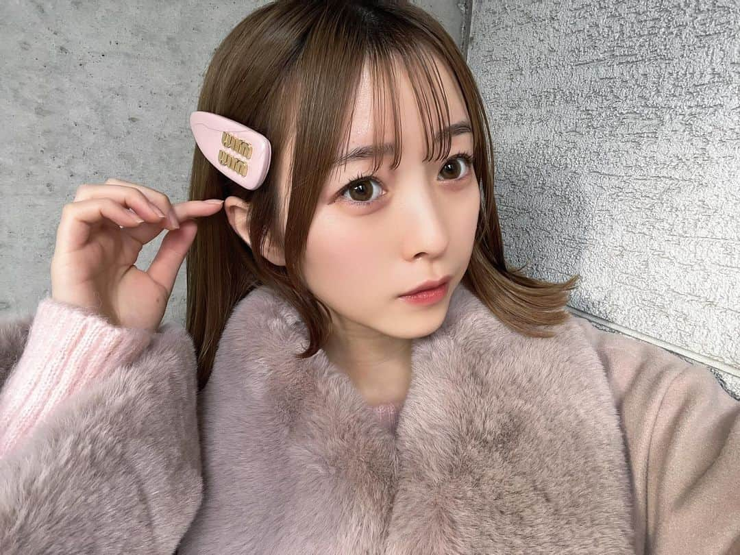 右近心優さんのインスタグラム写真 - (右近心優Instagram)「“”ごめん待った~??“”   #ootd  #miumiu  #pink  #ボブ  #ボブヘア  #ボブアレンジ」11月30日 21時05分 - miyu_.0913