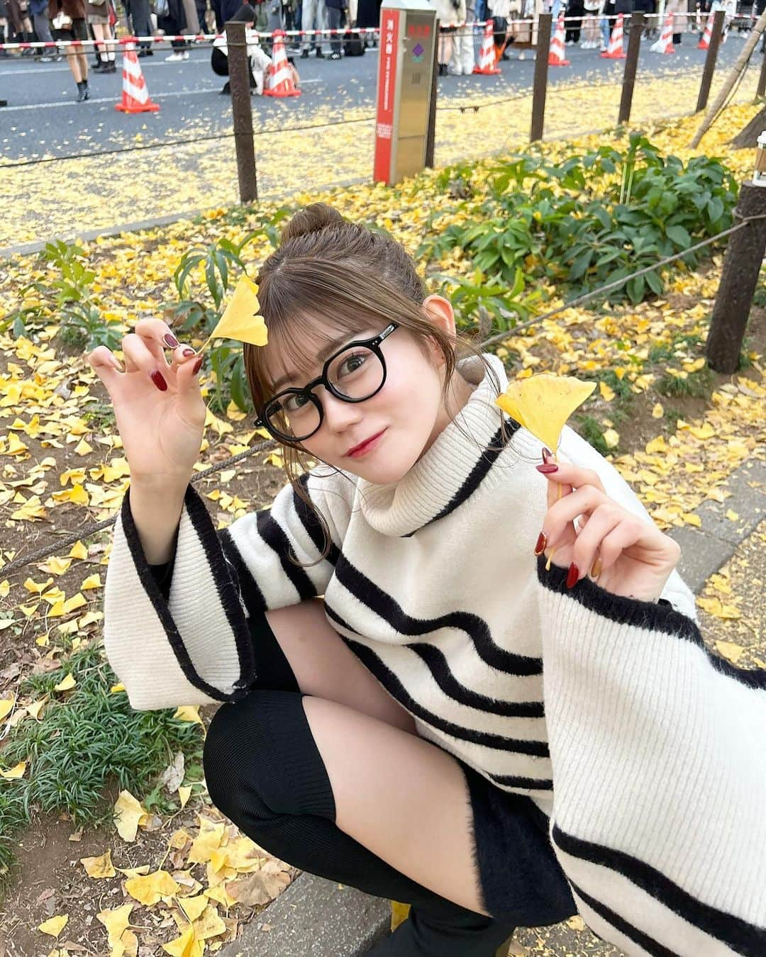 久木田菜々夏さんのインスタグラム写真 - (久木田菜々夏Instagram)「今年もイチョウ並木行けた🍁♡  #イチョウ並木 #紅葉スポット #lovilyn #pr」11月30日 21時15分 - nanaka_kukita