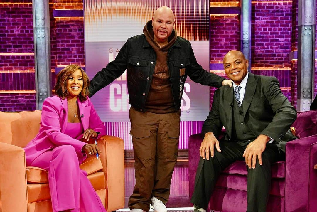 ファット・ジョーさんのインスタグラム写真 - (ファット・ジョーInstagram)「Truly. Humble. Under. God. Pay attention Freedom of speech is on Trial. it was an Honor to appear on the first ever KING CHARLES SHOW @cnn @gayleking CHARLES BARKLEY @thelauracoates」11月30日 21時20分 - fatjoe