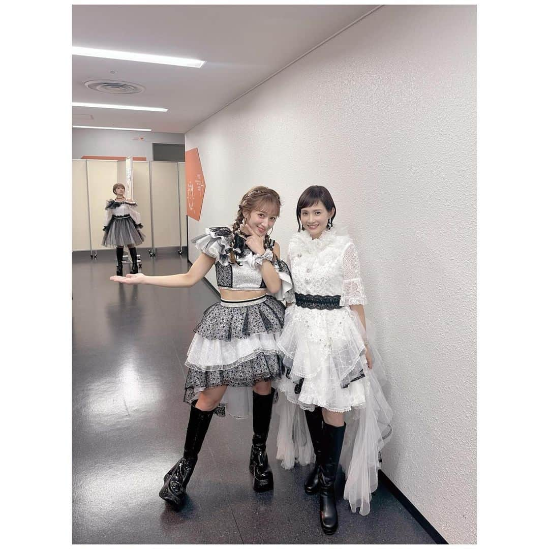 辻希美さんのインスタグラム写真 - (辻希美Instagram)「なちみと矢口さんとちょこっと圭ちゃんと❤️ こう言う写真や撮ってる時間が昔と変わらなくて嬉しさ感じた🥹💕💕✨✨"  あ、矢口さん　@mariyaguchi_official  白目娘。の写真撮り忘れた😱💦」11月30日 21時50分 - tsujinozomi_official