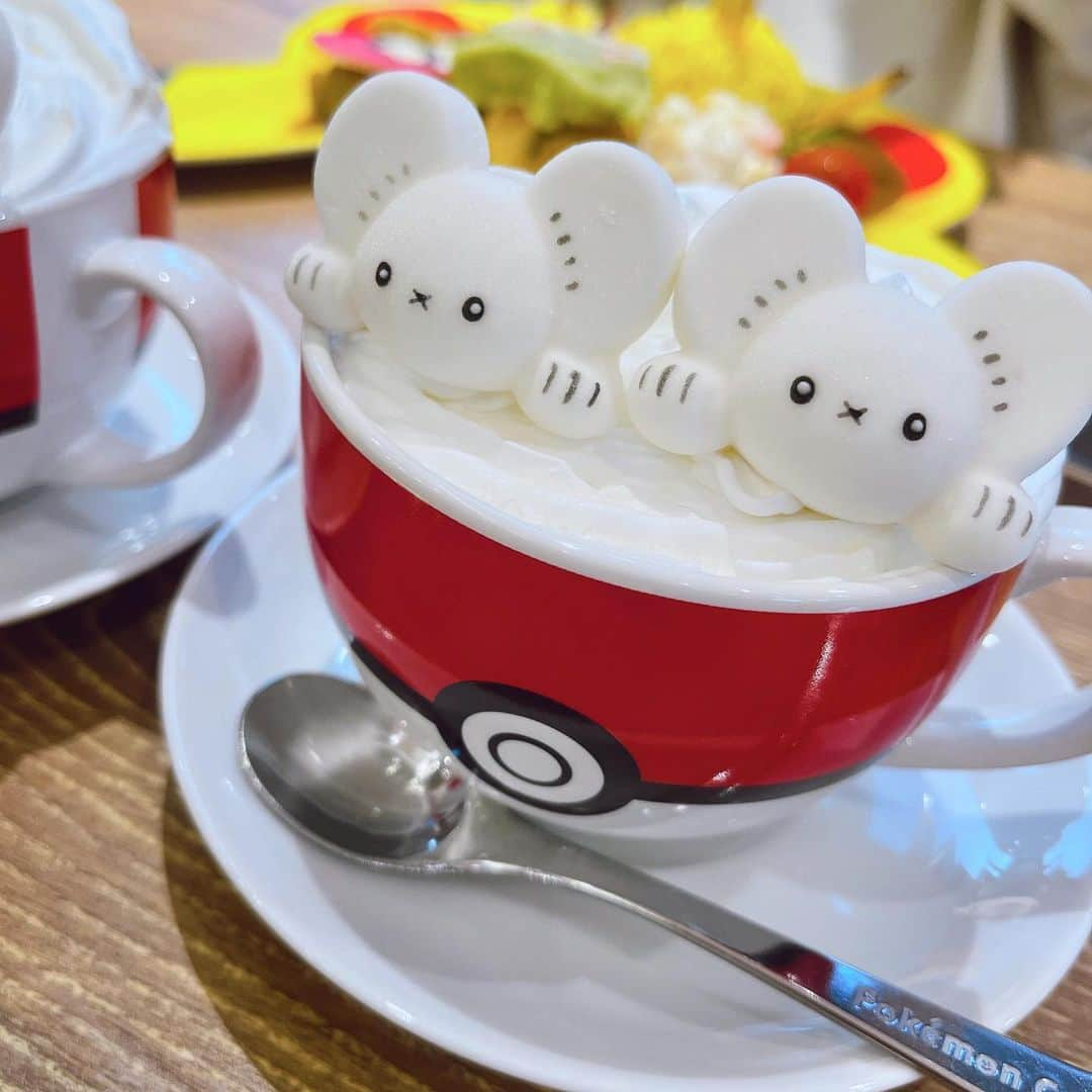 小鳥遊るいさんのインスタグラム写真 - (小鳥遊るいInstagram)「ポケモンカフェ♡  ワッカネズミイメージのコーデで🐭 大好きなゼニガメのいるプレートも食べたよ🍴  写真いっぱい撮ったからまた載せるっ」11月30日 22時09分 - pipipi_br