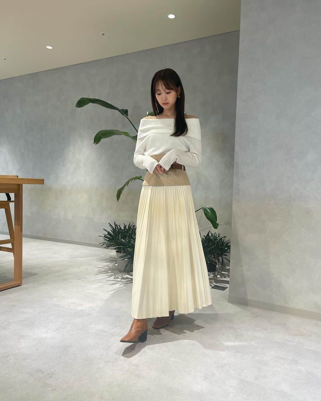 芹澤優さんのインスタグラム写真 - (芹澤優Instagram)「🌱  FINEBOYSの芹澤優ちゃん  スタイリング　@shingo_tsuno   #明日は大事な撮影 #どうか今夜寝ている間 #浮腫みませんように #🙏」11月30日 22時31分 - seriko_is_no.1