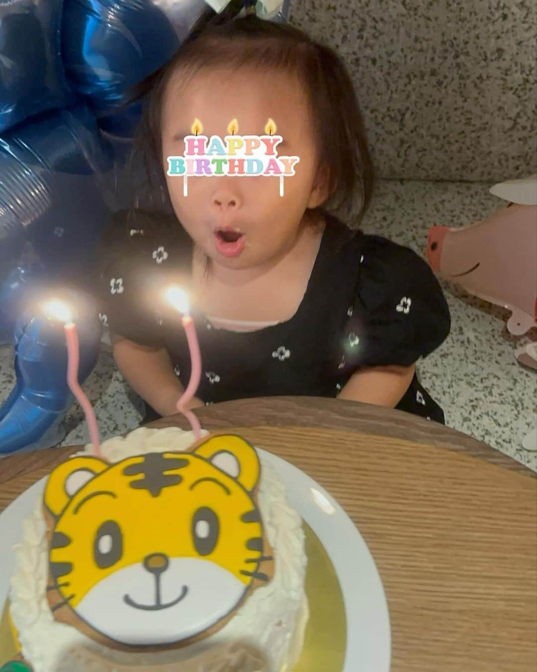 yuiさんのインスタグラム写真 - (yuiInstagram)「. ふーの瞬間も、ABCの歌を歌うのも可愛い🍰❤️  #happybirthday」11月30日 22時26分 - yuiram