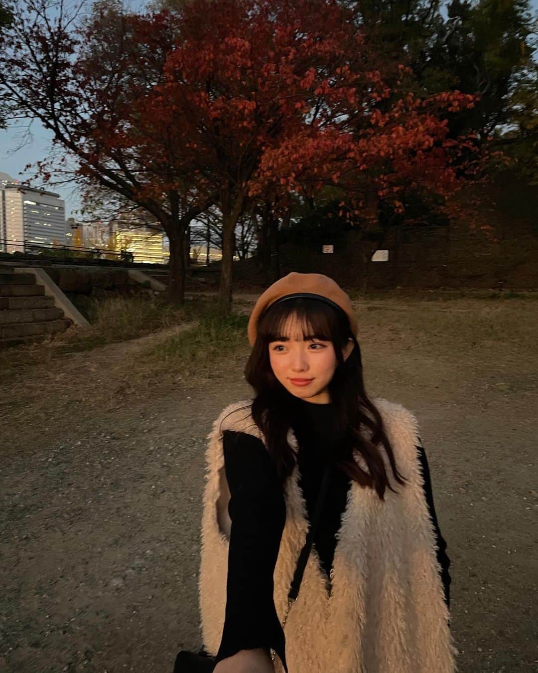 池未来実さんのインスタグラム写真 - (池未来実Instagram)「綺麗な紅葉見れた〜🍁  #05 #ootd #ljk #jk #紅葉スポット」11月30日 23時11分 - iam_kurumi714
