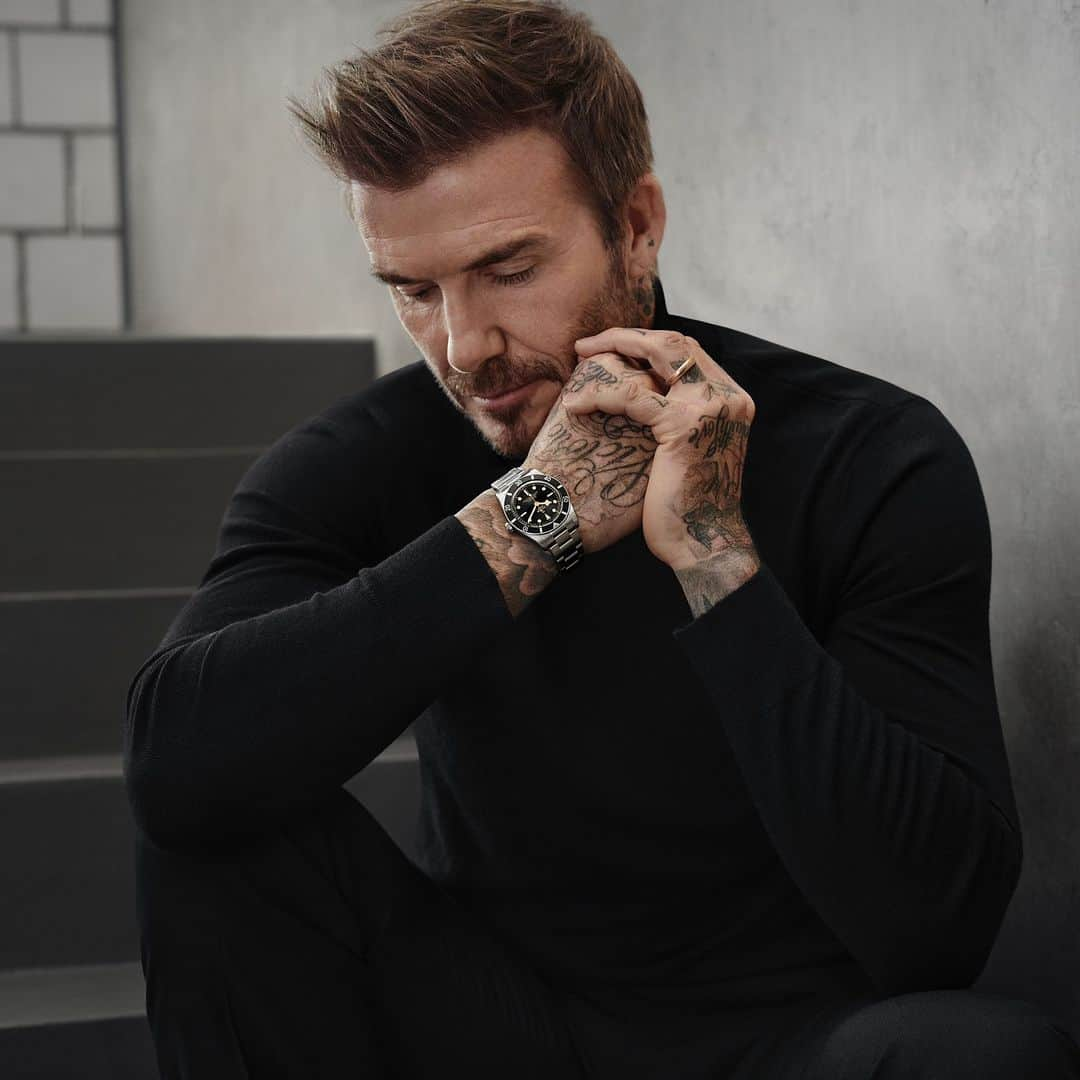 デビッド・ベッカムのインスタグラム：「Always like the story behind a great design @tudorwatch Love the new Black Bay 54… inspired by their first ever diving watch in 1954 🤿」