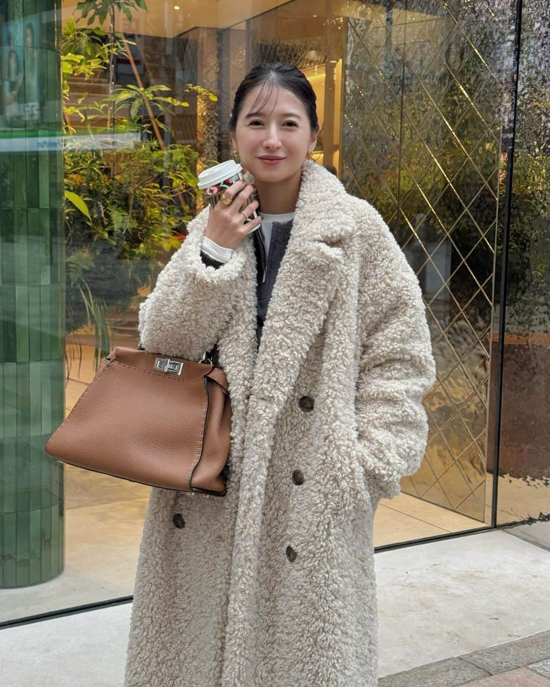 バーニーズニューヨーク ラム リアルファーコート 松本恵奈さん