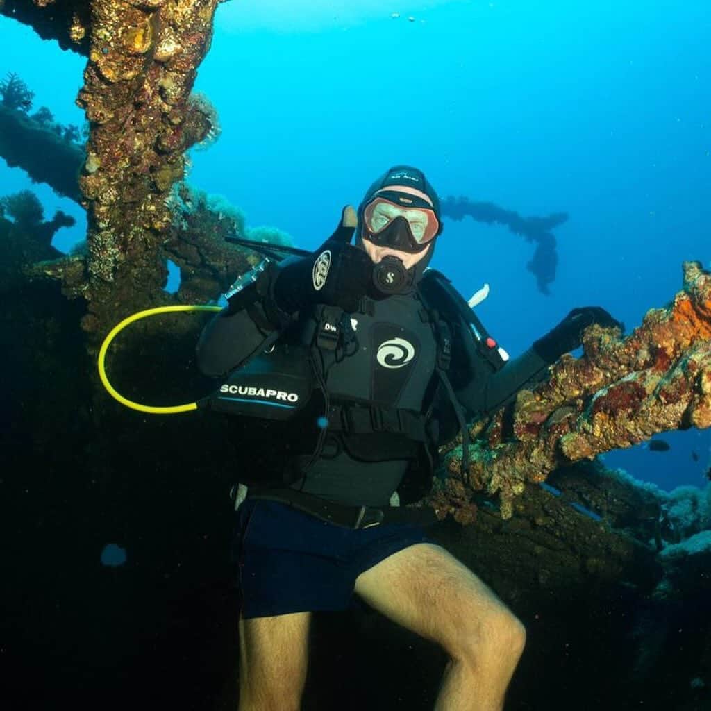 グレグ・ノーマンのインスタグラム：「Diving in Jeddah 🤿 #TBT」