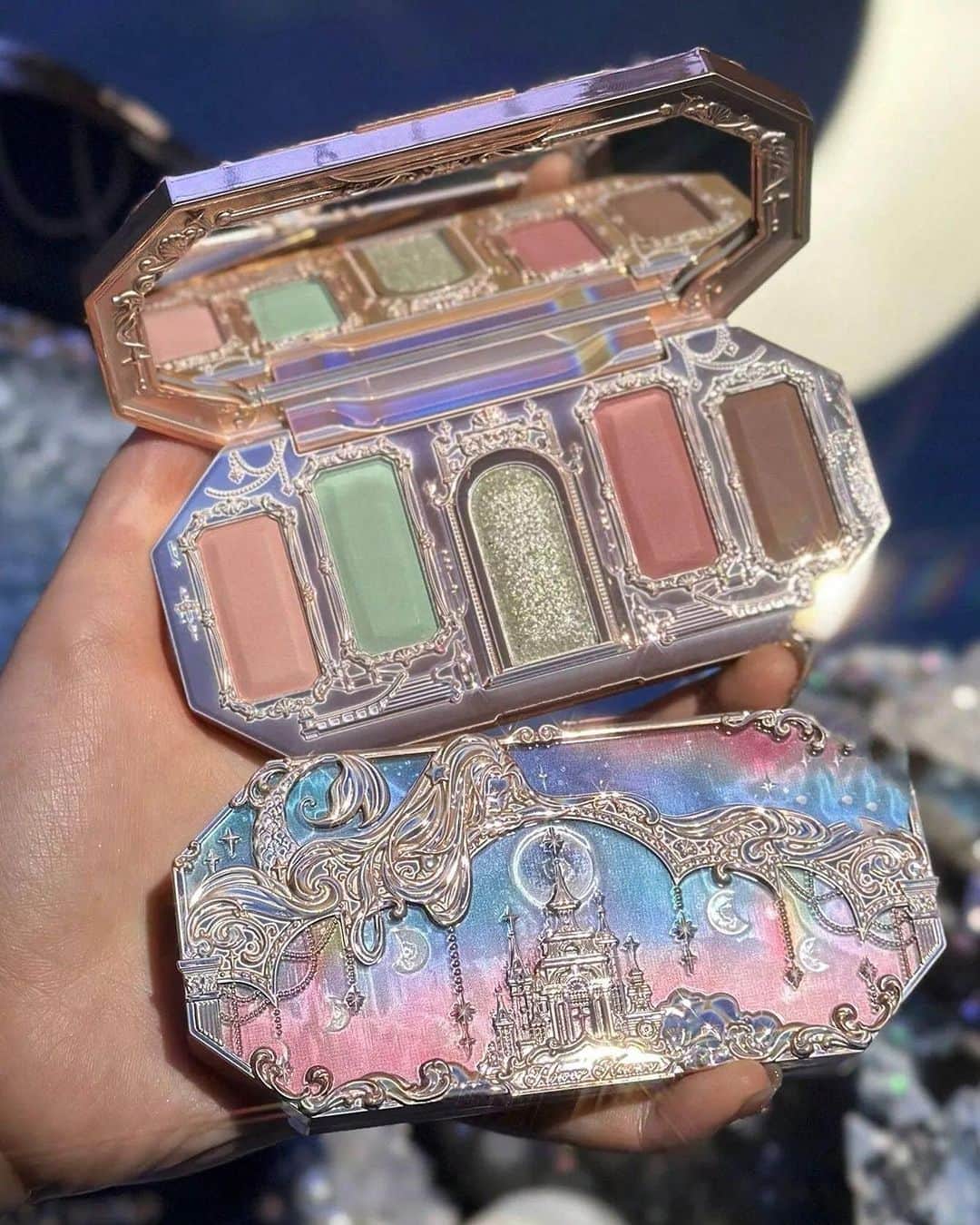 SHEINのインスタグラム：「Sparkling splendor fit for a fairytale 🦄✨ Which Flower Knows pigmented palette is giving you the full fantasy? 👇  🔎 16893836 15741010 16893843  #SHEIN #SHEINforAll #SHEINstyle #fashion #chic #saveinstyle」