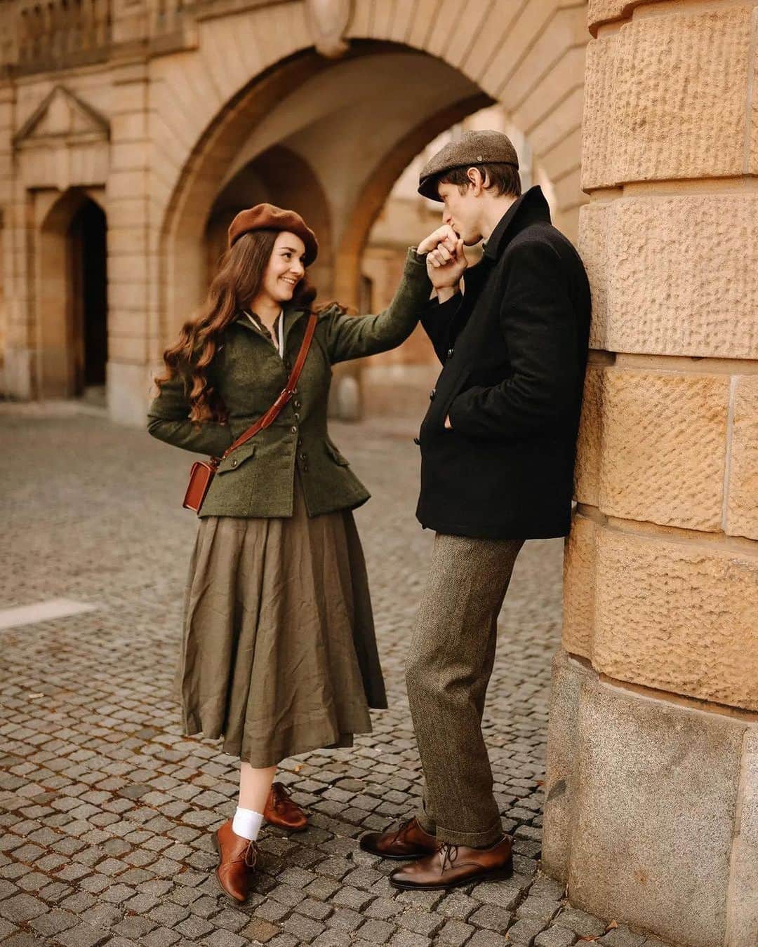 Angel™さんのインスタグラム写真 - (Angel™Instagram)「Couple goals??? Tag your love. ❤️ Credit @shirinatra #autumnlooks #fashion #outfit #looks #ootd #style #autumnoutfit #preppy #fastfashion #autumnclothes #autumnclothesforwomen #fashionshows #fashionwomen #outfitsaesthetic #womensclothing #womenfashion #autumnlook #autumnfashion #fashionweek #fashionista #americanstyle ❤️ #asaqueen #love #couplegoals」11月30日 23時34分 - americanstyle