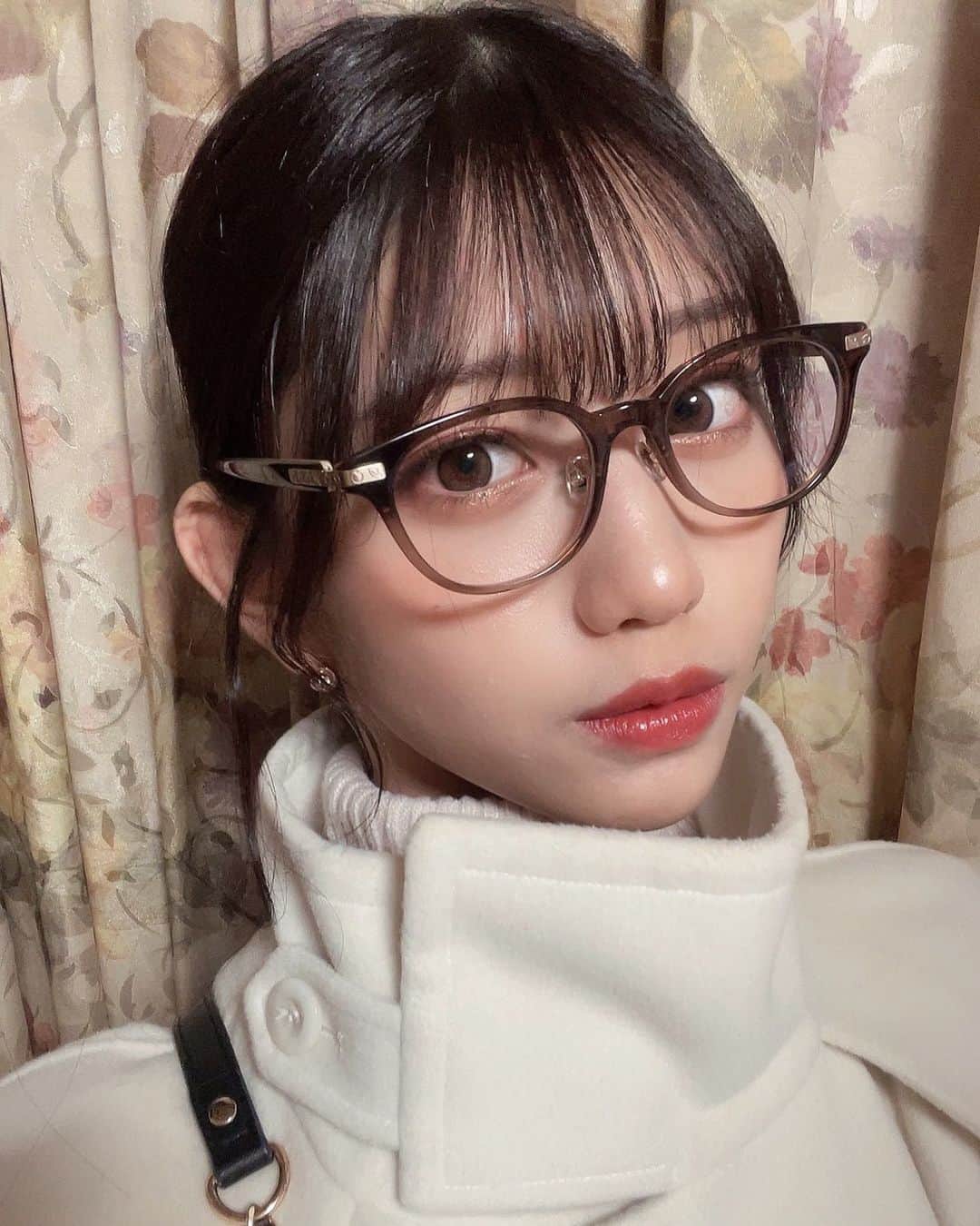 白石まゆみのインスタグラム：「？」