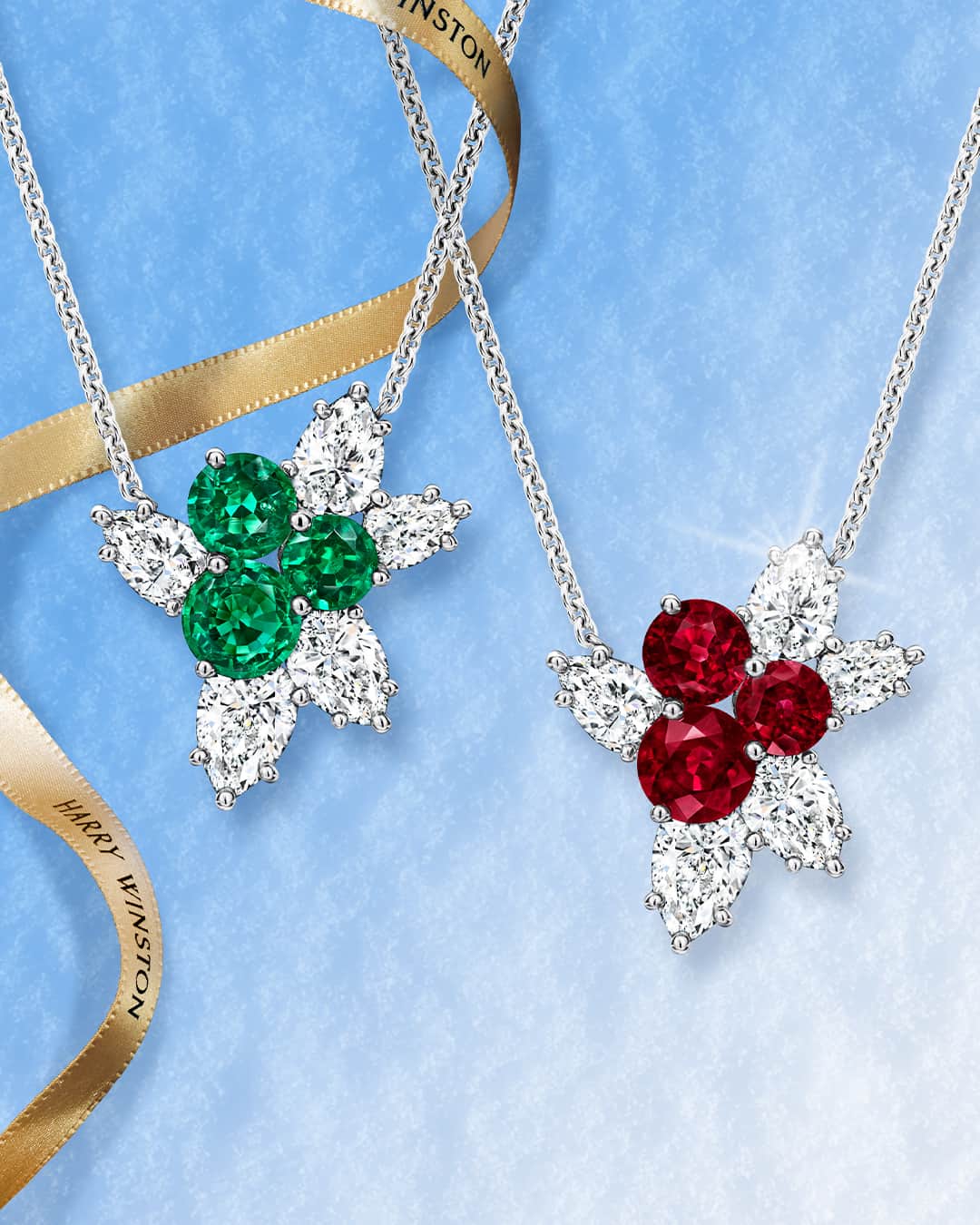 ハリー・ウィンストンのインスタグラム：「Festive emeralds and rubies unite with brilliant diamonds in whimsical Berry Cluster Pendants. Discover perfect gifts that will sparkle for a lifetime - Link in bio. #WinstonCluster #HarryWinston」