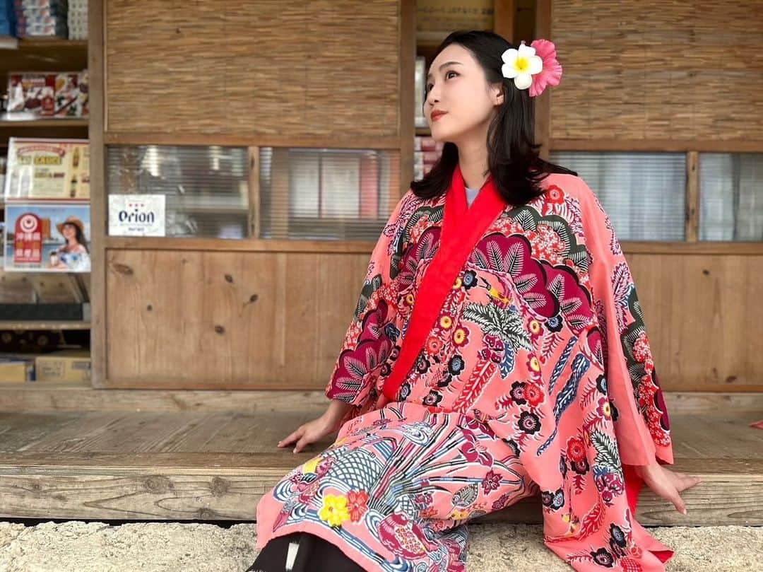 太田理恵さんのインスタグラム写真 - (太田理恵Instagram)「民族衣装のレンタル可愛かった🥰」11月30日 23時57分 - rie_ota_0622