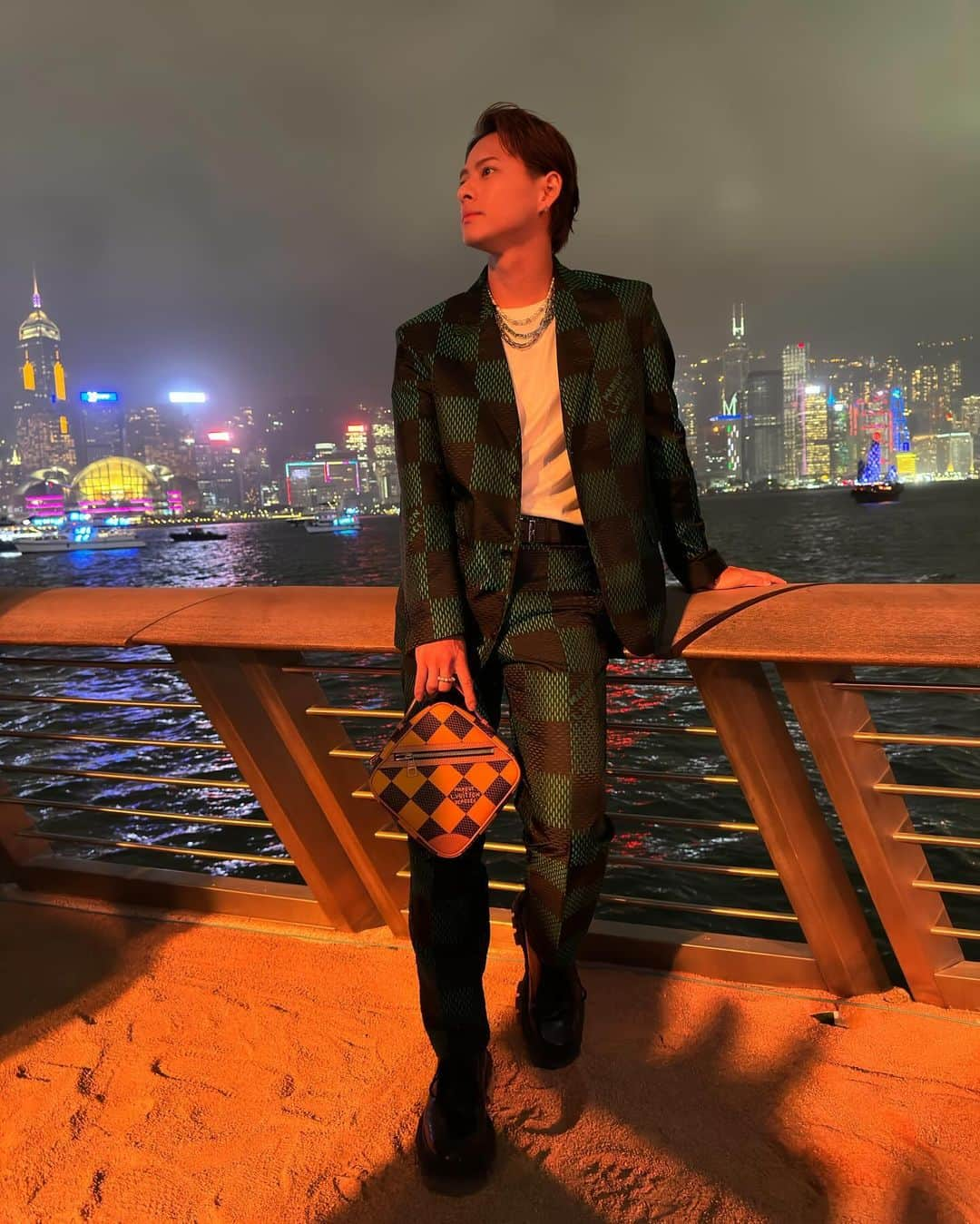 平野紫耀さんのインスタグラム写真 - (平野紫耀Instagram)「Thank you for having me⛴️☀️🌴 @louisvuitton  素敵な時間でした。  #LOUISVUITTON  #LVMenPreFall24」12月1日 0時16分 - sho_h_desyo