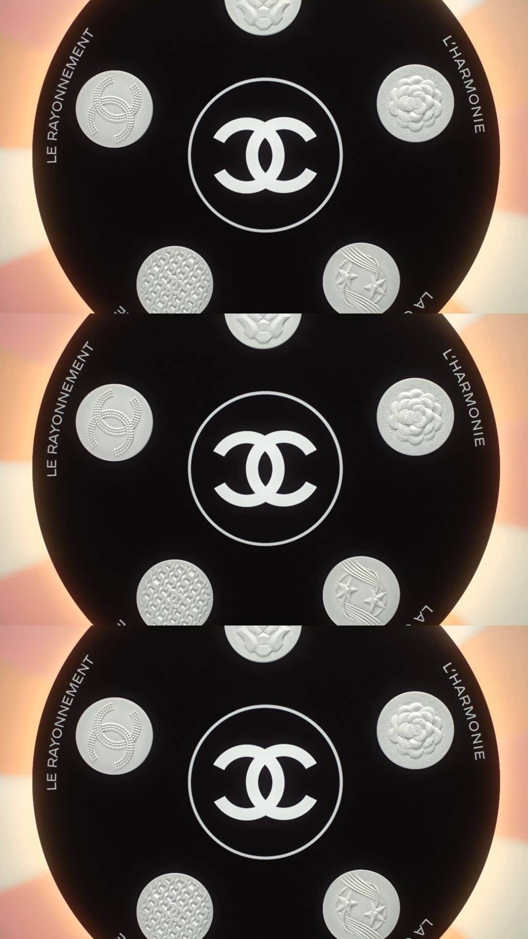 シャネルのインスタグラム：「Which CHANEL symbol represents you ? New. THE CAMELLIA, THE LION, THE CHAIN, THE COMET, THE PEARLS. Using an exclusive interactive tool, discover which CHANEL symbol represents you and learn about the power it holds. Find your favorite symbol embossed on the surface of your LES SYMBOLES DE CHANEL illuminating powder.  #CHANELMakeup」