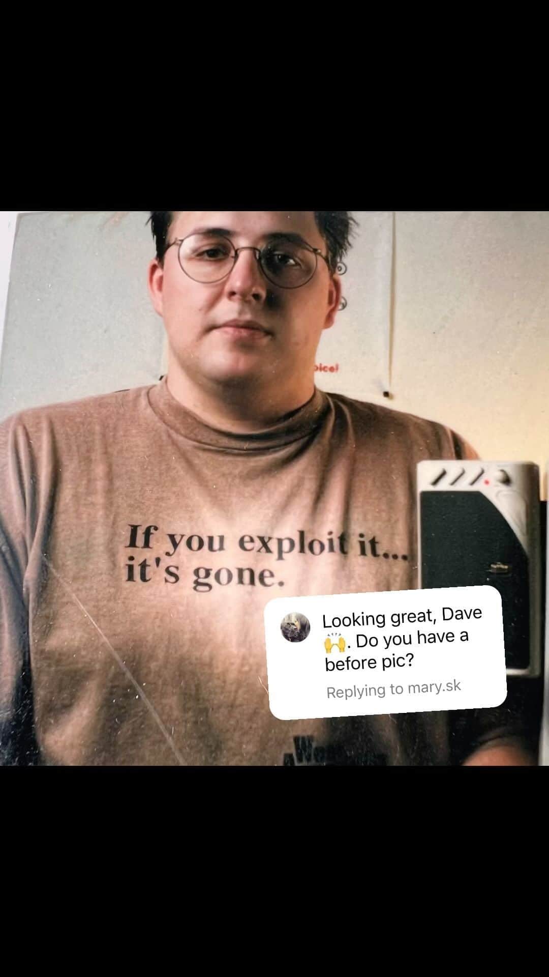 デイヴ・アスプリーのインスタグラム：「For new followers…   This is me when I was 23, a photo from @entrepreneur Magazine.   After a grueling 18 months of exercise 90 minutes per day, 6 days a week, low fat low calorie plant centric diet.🤦‍♂️   I was still 300 pounds, 46” waist, XXL t-shirt size.   I don’t want anyone to go through what I did. I did the vegan thing and it made me worse. That’s why you’re not going to hear me stop talking about grass fed beef, eating saturated fat instead of seed oils, and minimizing toxins from both man and plants.   After four New York Times best sellers, creating the biohacking movement, helping people lose millions of pounds, and creating Bulletproof Coffee…  I’m not going to stop. Because of how helpless I felt in this photo.  I’m just getting started.   Thanks for your time and attention. 🙏」
