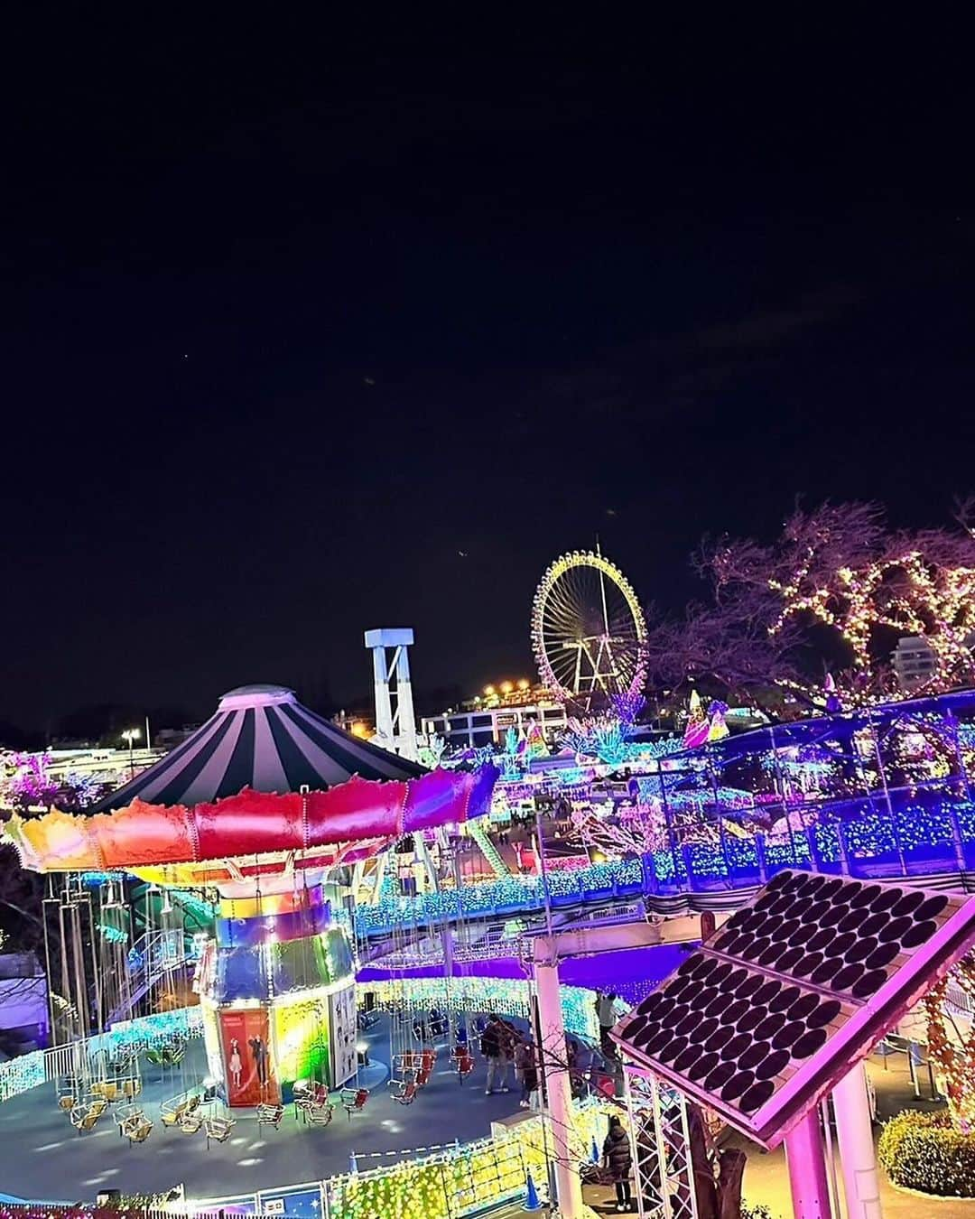 神岡実希さんのインスタグラム写真 - (神岡実希Instagram)「ー よみうりランド🎠🎡はしゃぎすぎた。😮‍💨 イルミネーションが綺麗だったよ。よみうりランドの近くに住もうかな？！？！ #よみうりランド #よみうりランドジュエルミネーション #遊園地 #デート」12月1日 0時59分 - miki_kamioka