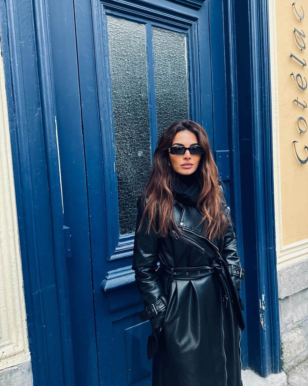Melisa Aslı Pamukのインスタグラム：「🖤」
