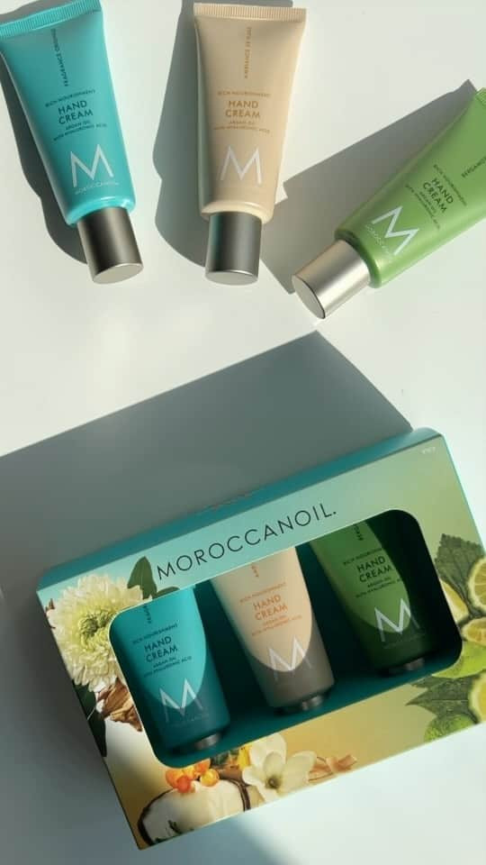 Moroccanoilのインスタグラム：「Our Hand Cream Discovery Trio is perfect for gift-giving (or keeping all to yourself!) 💙💛💚」