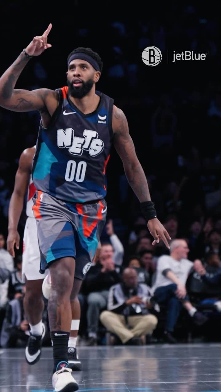 Brooklyn Netsのインスタグラム：「Back-to-back games with 6 3PM for @rolls_royce00 🔥  Go inside Tuesday’s In-Season Tournament victory over Toronto in the latest On Location, pres. by @jetblue」