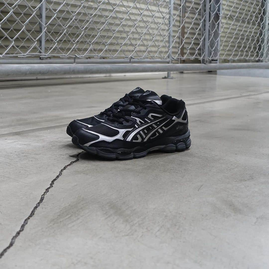 ミタスニーカーズのインスタグラム：「ASICS SportStyle GEL-NYC」