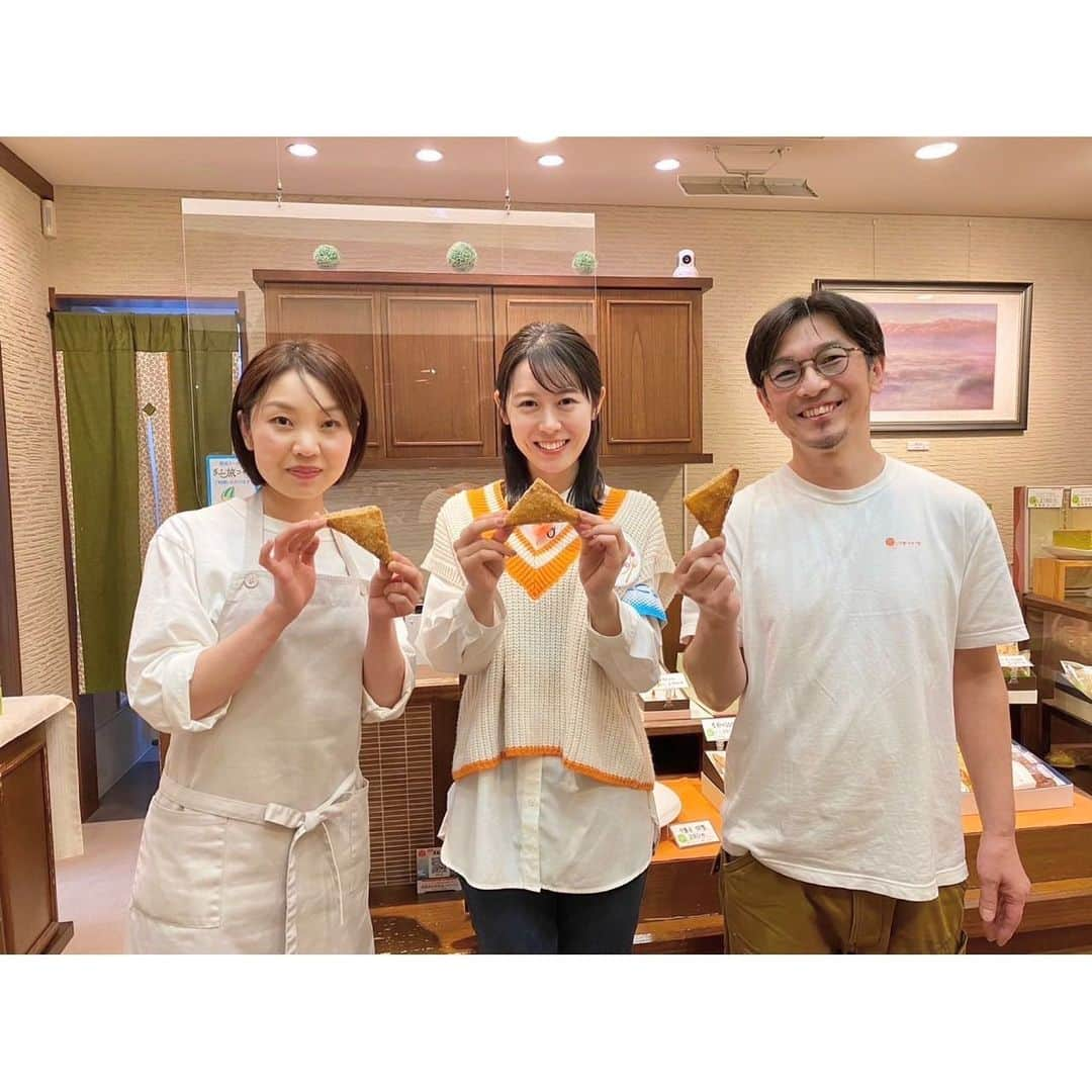 加藤愛のインスタグラム：「. #ほぼ地元だけ愛されフード#34  【岐阜県池田町 あげぱん】  30年前に春日村(現 揖斐川町)で お父さんが考案したというあげぱん🍞 今は息子の窪田さんが池田町に引っ越し、 お店を続けています✨✨  やわらかくて甘すぎないあんこが入っている カリッとじゅわっとなあげぱん、最高でした😆🫘  #岐阜#池田町#伊吹堂 #あげぱん#パン#養老鉄道 #お昼はサンコックに行きました🐯」