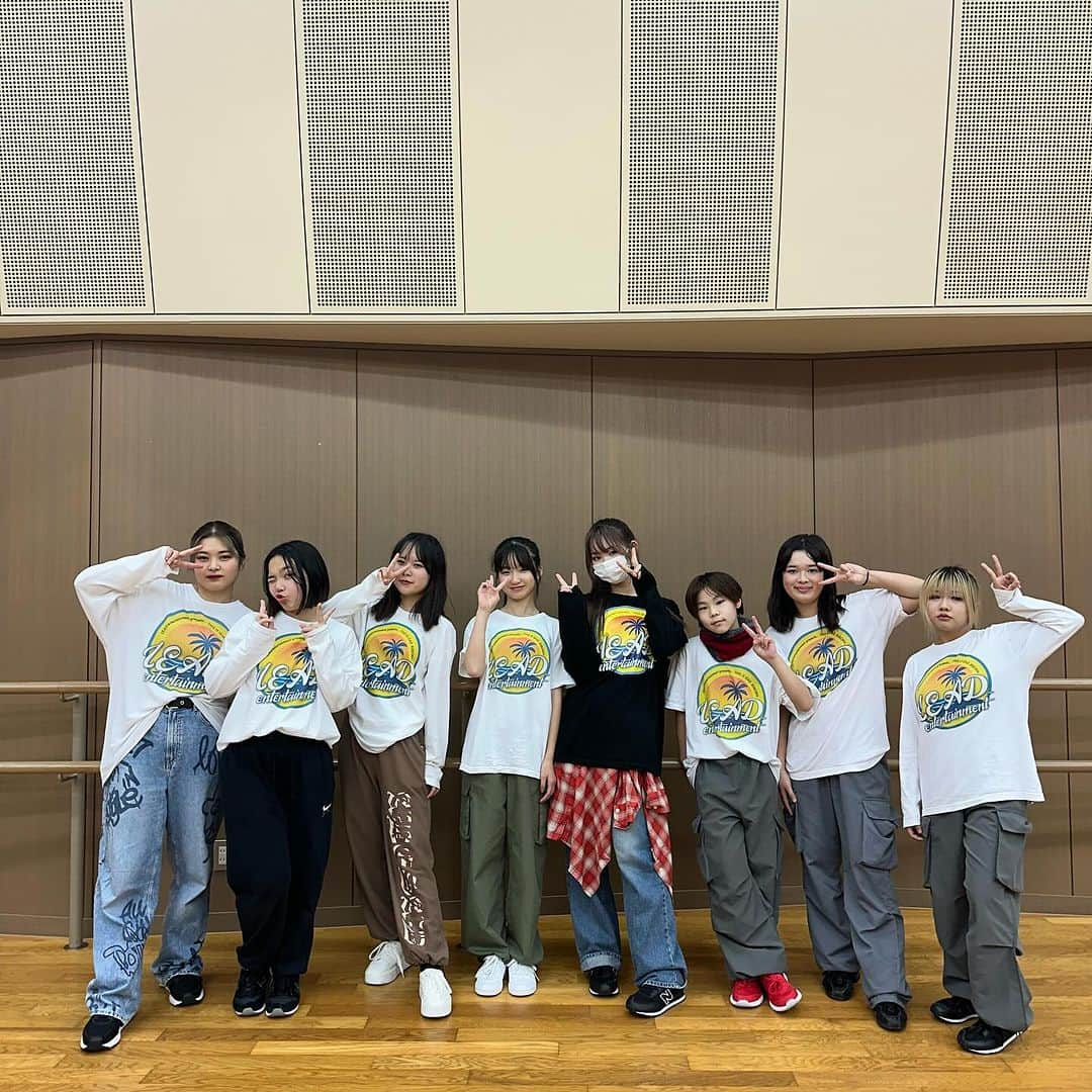 西村麻衣さんのインスタグラム写真 - (西村麻衣Instagram)「【富山】workshop 2クラス大成功‼️ 今年も沢山のご参加ありがとうございました❣️  #LEAD #dance #ws #workshop #kpop  @lead.ent  @toyamaidc  @konon__official  @maikey1006  @m.sola._.0910  @0oo.m1  @p.on_zu789  @k.ikuto0704  @mi_o_n5230  @0yaka.7  @yuua.south09」12月1日 12時20分 - maikey1006