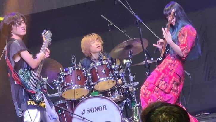 ASTERISM（アステリズム）さんのインスタグラム写真 - (ASTERISM（アステリズム）Instagram)「・ 🔹LIVE🔹 Thank you for coming "@animefestivalasia"day2 in Singapore🙏️☺️  The event was as exciting as the first day!!😊  🎸NEXT GIG🎸 Dec. 9th Sat at @mv_namba in Osaka  🎫Tickets🎫 https://eplus.jp/sf/detail/3965790001-P0030001  #ASTERISM #アステ #LIVE #AFASG」12月1日 12時24分 - asterism.asia