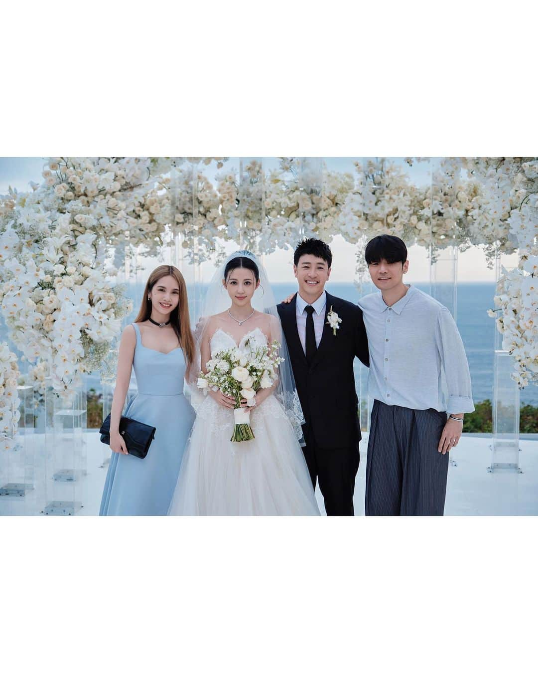 レイニー・ヤンさんのインスタグラム写真 - (レイニー・ヤンInstagram)「唐門找到屬於他的小花了🤍  #bff #wedding #happywedding」12月1日 12時25分 - rainie77