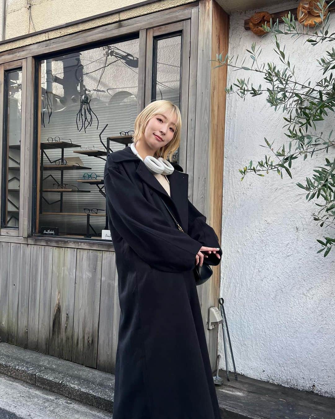 緒方ももさんのインスタグラム写真 - (緒方ももInstagram)「カーシーと昨日デートしたときのっ🍁  秋服可愛い〜  このワンピース私の中では割と珍しい色味なんやけどめっちゃ可愛い🍁🍁  コートもこの手の膨らみのシルエットがたまらんのよね〜  @callautia_official   #callautia #タイアップ #秋服　#ワンピース #오오티디 #옷스타그램」12月1日 12時52分 - momo_ogata