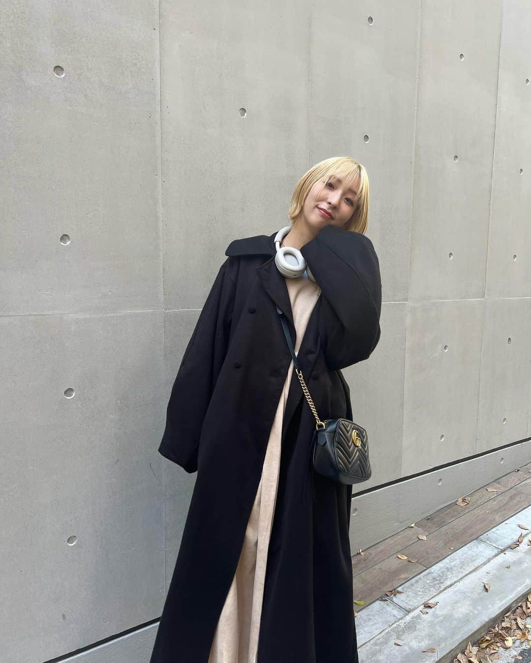 緒方ももさんのインスタグラム写真 - (緒方ももInstagram)「カーシーと昨日デートしたときのっ🍁  秋服可愛い〜  このワンピース私の中では割と珍しい色味なんやけどめっちゃ可愛い🍁🍁  コートもこの手の膨らみのシルエットがたまらんのよね〜  @callautia_official   #callautia #タイアップ #秋服　#ワンピース #오오티디 #옷스타그램」12月1日 12時52分 - momo_ogata