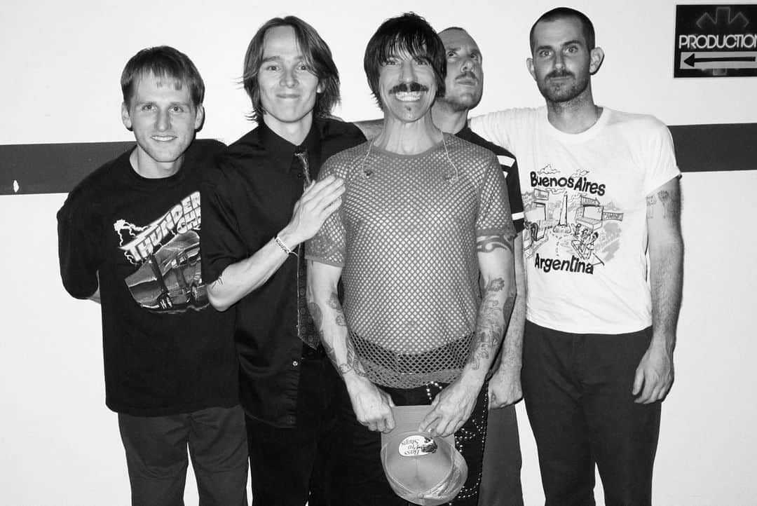 Red Hot Chili Peppersさんのインスタグラム写真 - (Red Hot Chili PeppersInstagram)「It was a wonderful journey through Central/South America with our friends @irontomband」12月1日 4時18分 - chilipeppers