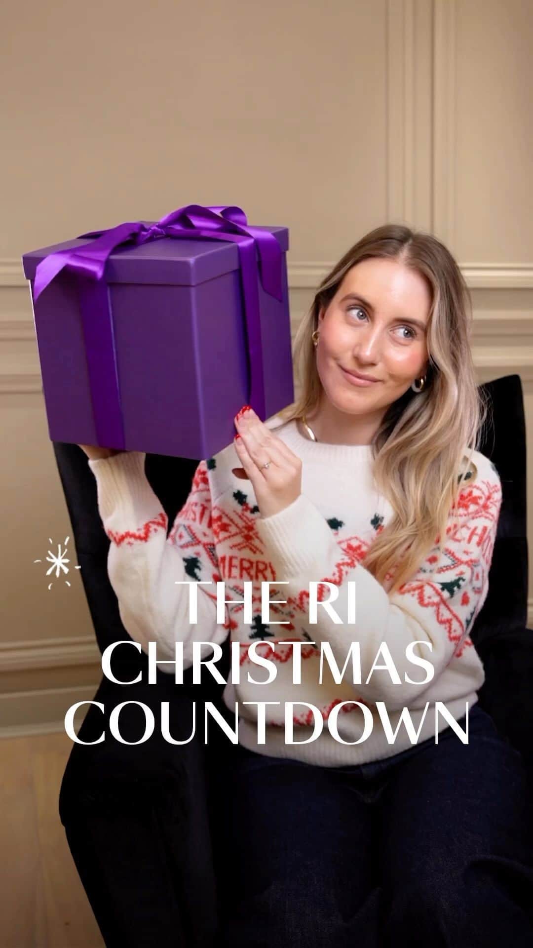 River Islandのインスタグラム：「The RI Christmas Countdown is almost here!  From 1st to 12th of December, you can win exclusive prizes every day. All you need to do is be subscribed to our newsletter 🤩   Head to the link in our bio and sign up now for your chance to win.  *T&Cs apply   #ImWearingRI #Linkinbio to shop」
