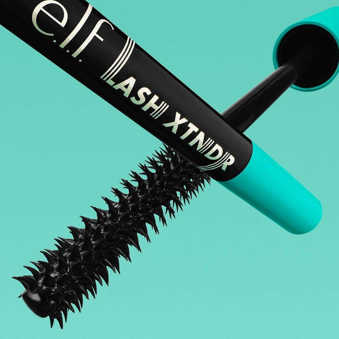 e.l.f.さんのインスタグラム写真 - (e.l.f.Instagram)「Get lash extension hype in one swipe! 🤩 ✨NEW✨ Lash XTNDR Mascara is NOW AVAILABLE on elfcosmetics.com! 🙌  This lengthening mascara adds instant, buildable length to your lashes using tubing technology & a tapered silicone brush! 💙 Take your lashes beyond their natural length with this clump, flake and smudge-resistant formula – great for any lash type. 😍  AVAILABLE NOW FOR ONLY $7 🌟 US, Canada, UK & EU residents can shop all 3 shades on elfcosmetics.com and the e.l.f. app now! 🇺🇸🇨🇦🇬🇧  🇺🇸: Available now on elfcosmetics.com, coming exclusively to @target in-store & online later this year 🇨🇦: Available now on elfcosmetics.com, coming exclusively to @shoppersbeauty early 2024 🇬🇧: Available now on elfcosmetics.co.uk, coming in-store & online to @superdrug & @bootsuk early 2024, coming online to @beautybaycom, @sephorauk, @asos and @amazonuk early 2024 EU: Available now on elfcosmetics.com, coming in-store & online to @douglas_cosmetics and @amazonde early 2024  #elfcosmetics #elfingamazing #eyeslipsface #crueltyfree #vegan」12月1日 5時02分 - elfcosmetics