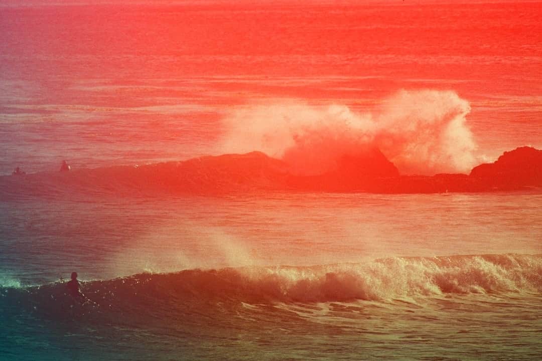 ロンハーマンさんのインスタグラム写真 - (ロンハーマンInstagram)「Now live on the journal: Todd Weaver’s experimental surf photography captures the true essence of the California dream in all its nostalgic glory.」12月1日 5時30分 - ronhermanstore