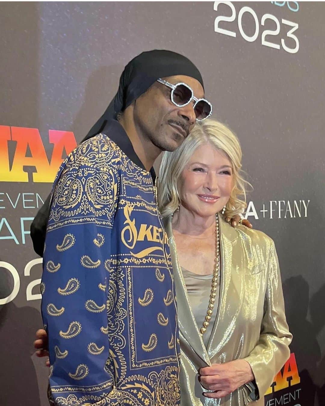 スヌープ・ドッグのインスタグラム：「@marthastewart48 😘🙏🏽🙏🏽💙💙」