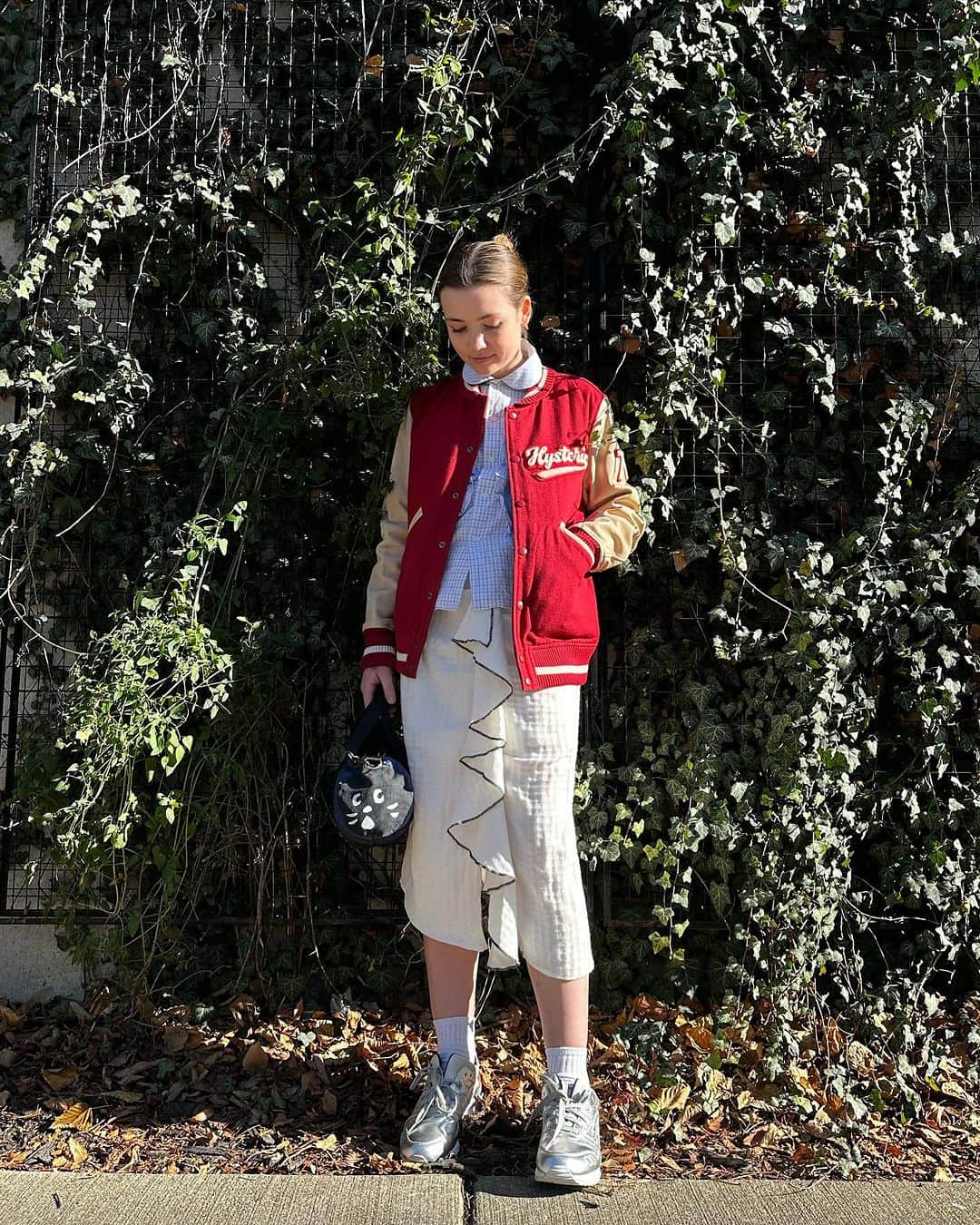 2nd STREET USAさんのインスタグラム写真 - (2nd STREET USAInstagram)「ITEMS AVAILABLE AT  2nd Street Lincoln Park 📍  Jacket- Hysteric Glamour $229 size L Top-Comme des Garcons $ 159 size XS Bottom- MP C Skirt $12 size  S Shoes - ASICS $19 size 7.5 Bag- Ne-Net Bag $179」12月1日 6時15分 - 2ndstreetusa