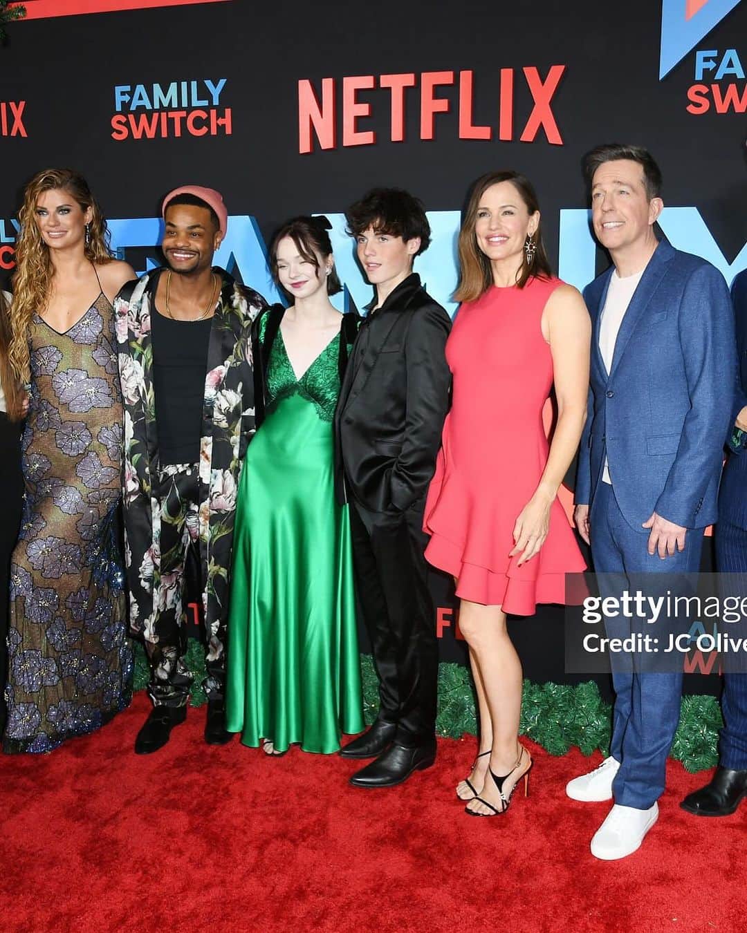 King Bachさんのインスタグラム写真 - (King BachInstagram)「I do a lil cameo in my friend @itsmaryveee and @mcgfilm film ‘Family Switch’ on Netflix now. Go check it outtttt ❤️❤️❤️」12月1日 6時13分 - kingbach