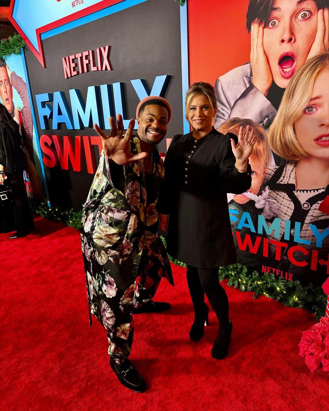 King Bachさんのインスタグラム写真 - (King BachInstagram)「I do a lil cameo in my friend @itsmaryveee and @mcgfilm film ‘Family Switch’ on Netflix now. Go check it outtttt ❤️❤️❤️」12月1日 6時13分 - kingbach