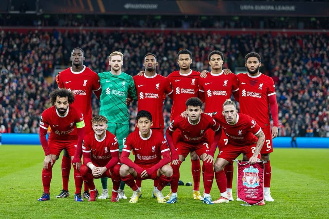 遠藤航さんのインスタグラム写真 - (遠藤航Instagram)「.. .Qualified ✅ . #el #europaleague #liverpool #anfield #ynwa  #qualified #samurai  . #ヨーロッパリーグ #リバプール #アンフィールド #遠藤航」12月1日 9時18分 - endowataru