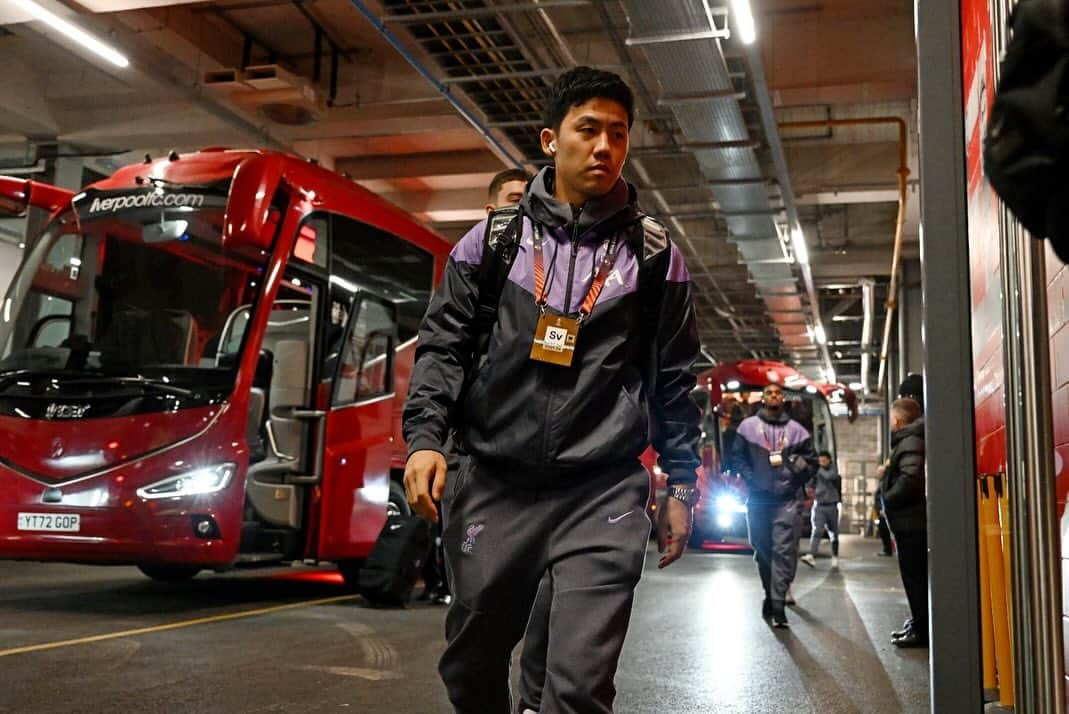 遠藤航さんのインスタグラム写真 - (遠藤航Instagram)「.. .Qualified ✅ . #el #europaleague #liverpool #anfield #ynwa  #qualified #samurai  . #ヨーロッパリーグ #リバプール #アンフィールド #遠藤航」12月1日 9時18分 - endowataru