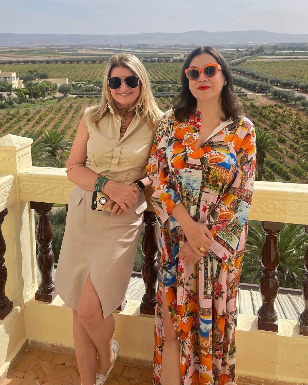 のインスタグラム：「Happy birthday to world traveler @marilynheston! 🧡 Always up for an adventure!」