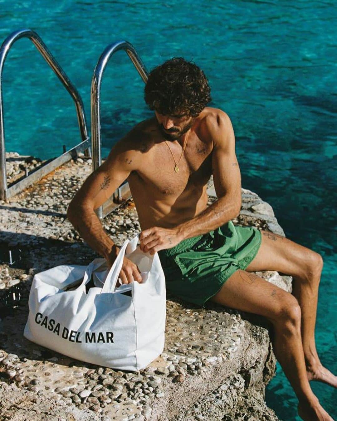TRIANGL SWIMWEARのインスタグラム：「FOR HIM. Introducing CASA DEL MAR.  Shop Men’s Swim Shorts Via Link In Bio. #CasaDelMarSwim」