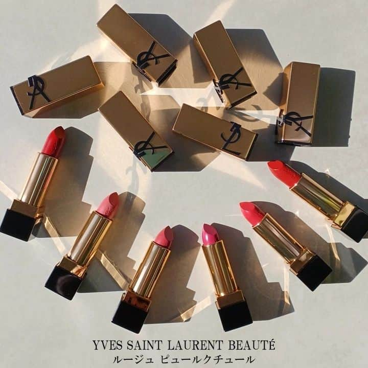 Fruit Gatheringさんのインスタグラム写真 - (Fruit GatheringInstagram)「. 【ルージュ ピュールクチュールがリニューアルして登場！】  YVES SAINT LAURENT BEAUTÉ 2023年12月1日(金)発売 ■ルージュ ピュールクチュール 全40色  各￥6,050(税込)  発色、仕上がり、テクスチャーその全てにクチュールアイコンに相応しいこだわりを詰め込んだルージュ ピュールクチュール。 新しいカラー、新しいフォーミュラ、新しいパッケージへと生まれ変わる。 全40色もの豊富なカラーラインナップで自分にぴったりの1本を見つける色選びをお楽しみください。   ・・・・・・・・・・・・・・・・・・・・ #fruitgathering #フルーツギャザリング #美容好きさんと繋がりたい #美容好きな人と繋がりたい #コスメ好きさんと繋がりたい  #化粧品 #メイク好き #コスメ部 #コスメ情報 #おすすめコスメ #トレンドコスメ #新作コスメ #コスメマニア  #ご褒美コスメ #lip #リップ #口紅 #リップメイク #リップスティック  #YSL #YVESSAINTLAURENT #イヴサンローラン」12月1日 9時41分 - fruitgathering.jp