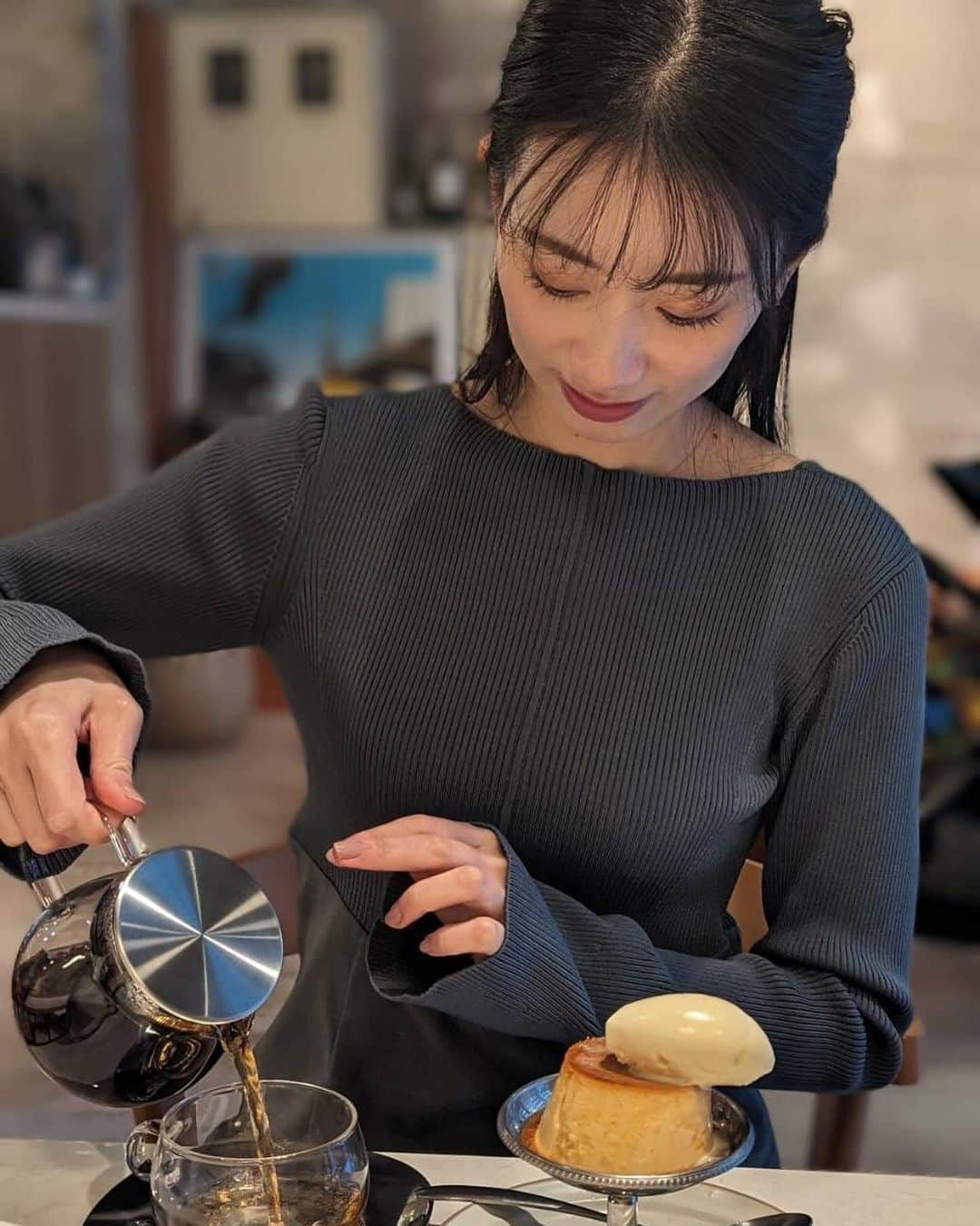 星南のぞみさんのインスタグラム写真 - (星南のぞみInstagram)「12月🍮  お仕事前に えりちゃんとカフェへ行った時の事件簿✏️🍨 phot by @hanayuki_rira   可愛いえりちゃんもどうぞ❤︎  2023年も残り１ヶ月‼︎ 今月はバタバタして終わりそうな予感🙀 そんな時こそ、1日1日大切に過ごしたいですね♪」12月1日 9時46分 - seina_nozomi