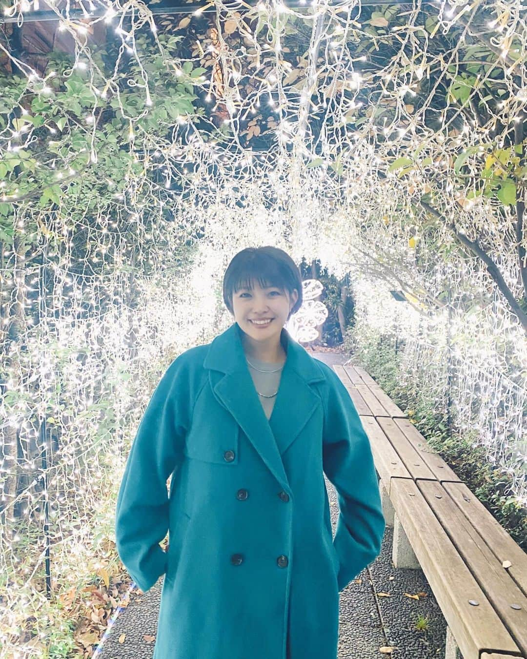 内村麻美のインスタグラム：「. アクロス福岡イルミネーション✨ この季節は、福岡のいろんなところが キラキラしてますね🎄🎄🎄 . #イルミネーション #アクロス福岡」