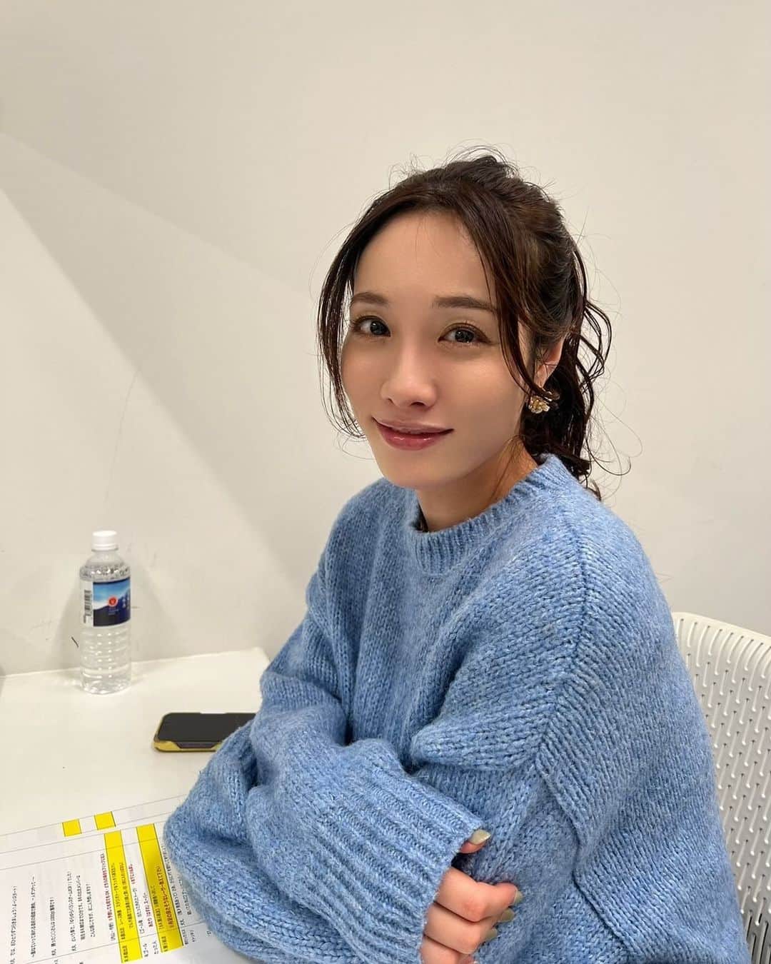今野杏南のインスタグラム：「* 今日から12月🎄🫧  早いですねぇ🥺  昨日の夜くらいから本格的に寒さが増してきました🥶  皆さん体調には気をつけて、今年も残りわずか☺️happyに過ごせますようにっ😌💝」