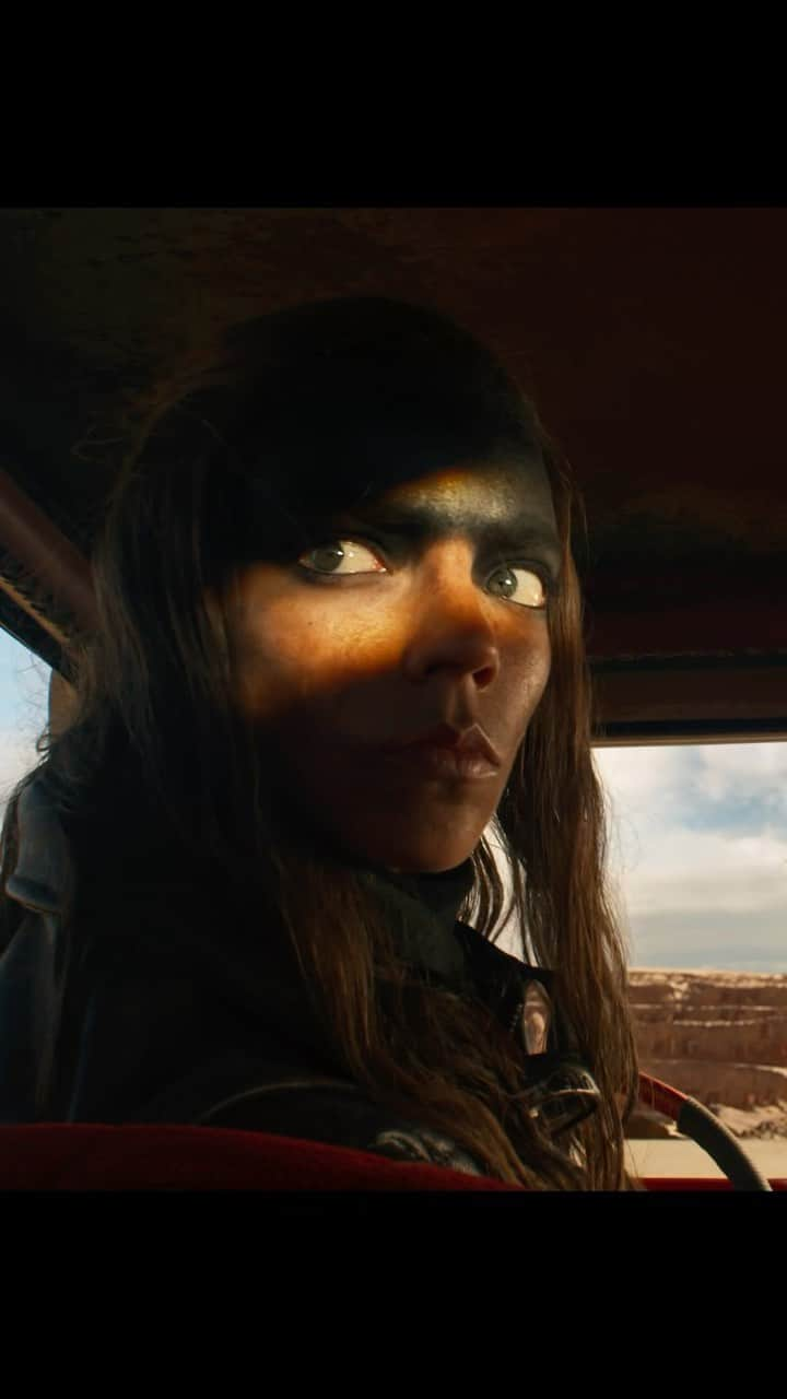 アニャ・テイラー＝ジョイのインスタグラム：「ITS HAPPENINGGGGG.  All the blood, sweat and tears. Remember her.  Only in theatres 2024  #furiosa」