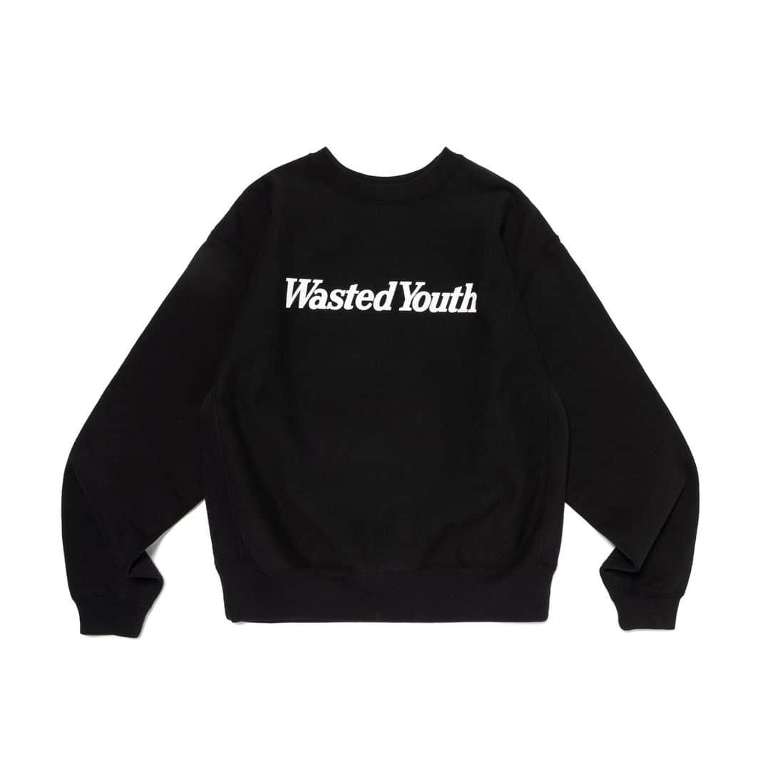 HUMAN MADEさんのインスタグラム写真 - (HUMAN MADEInstagram)「“HEAVY WEIGHT SWEATSHIRT#1” will be available at 2nd December 11:00 am (JST) at Human Made Online Store and Otsumo plaza.   12月2日AM11時より、”HEAVY WEIGHT SWEATSHIRT#1” が HUMAN MADE のオンラインストア および OTSUMO PLAZAにて発売となります。  グラフィックアーティストVERDYのプロジェクトWasted Youthのスウェット。 ヘビーウェイト素材のスウェットに入ったカレッジモチーフのWasted Youthのブランドロゴが特徴です。  Produced by graphic artist Verdy, Wasted Youth's heavy weight sweatshirt. It features in thick, heavyweight material with college motif brand logos.」12月1日 11時23分 - humanmade